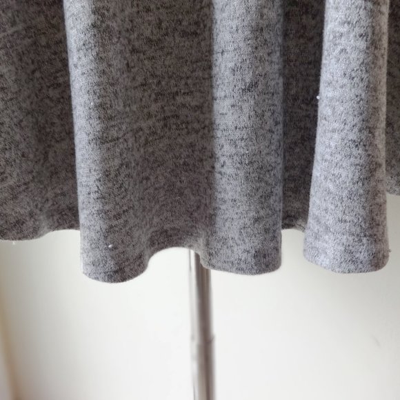 TORRID Ladies Gray Top Size 4X - Picture 4 of 12